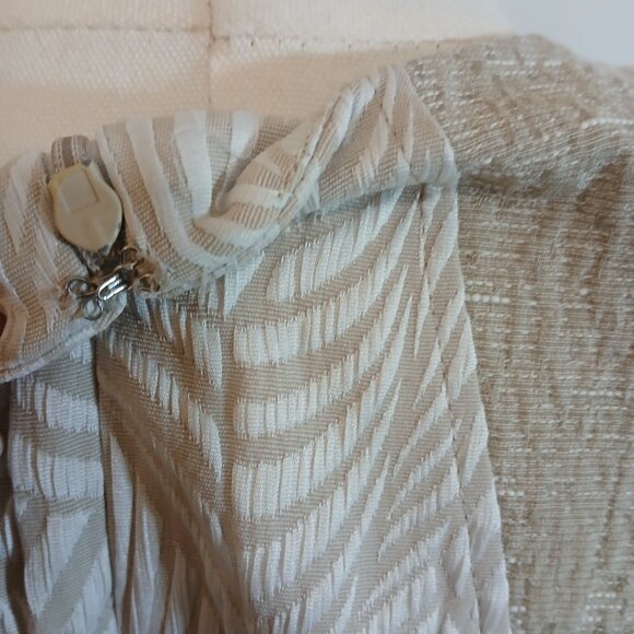 Calvin Klein Jacquard Sheath Dress Women’s Size 6 Beige Sleeveless Back Zipper - Picture 4 of 6